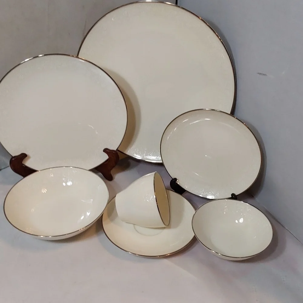 Noritake indulge vintage
